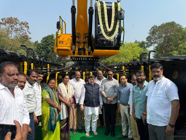 Autocracy Machinery deploys amphibious excavator for Hussain Sagar rejuvenation in Hyderabad