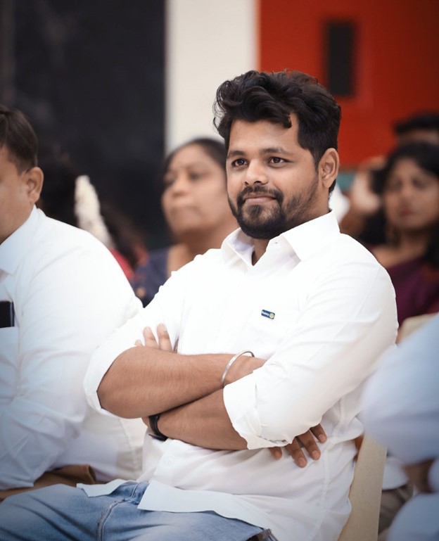 He Stopped Waiting for Opportunities… and Started Creating Them: The Rise of Farook Abdullah