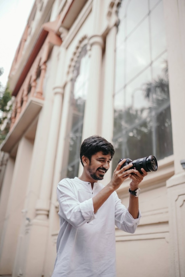 Surat’s photographer Transform India’s Creative Industry with an Integrated Operating System
