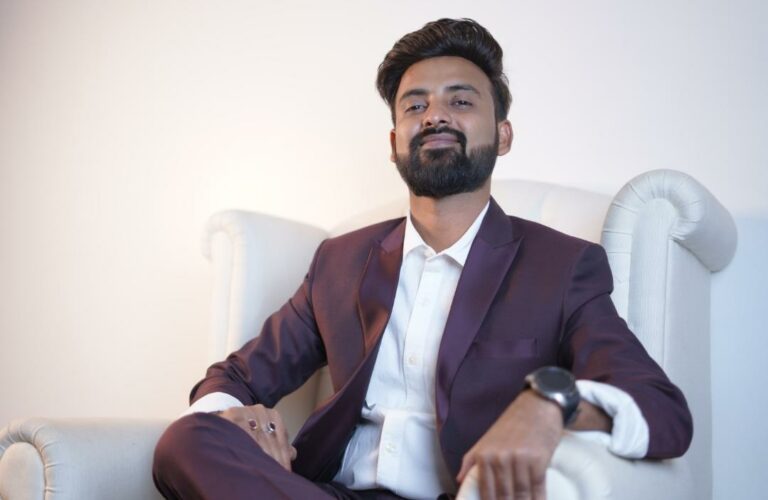 Sandeep Tiwari is an E-commerce Growth Strategist Helping Small Businesses Go Online