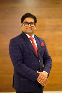 Dr. Prashant Rathod Pioneers Revolutionary Leech Therapy for Varicose Veins