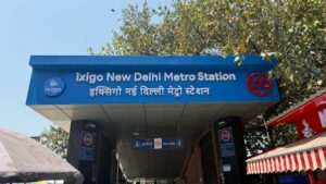 ixigo Pulls Off an Unmissable Metro Takeover with Station Branding & In-Metro Announcements