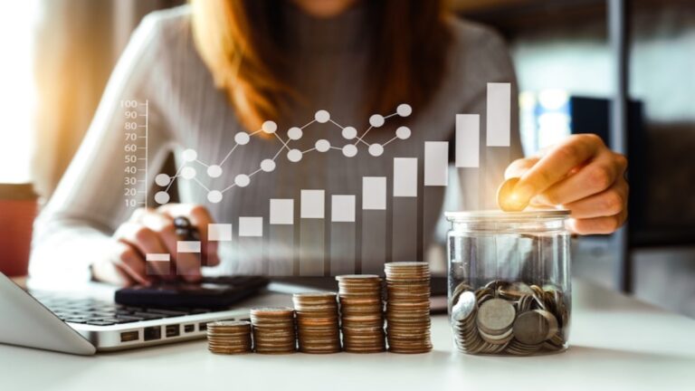 Best Savings Plan in India How Life Insurance and Investment Plans Work Together for Long Term Wealth