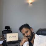 Best Shoulder Specialist in Ahmedabad Dr. Vijay Bang Offers Advanced Non-Surgical & Arthroscopic Shoulder Treatment