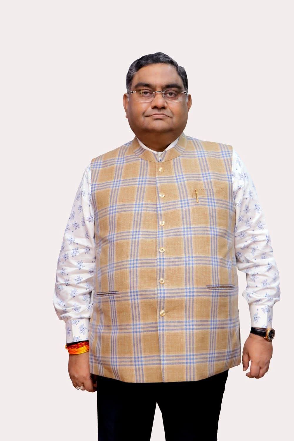 A Beacon of Humanity and Service: Dr.Vijay Bansal’s Lifelong Mission of Transforming Lives Earns a Place in the Record Book