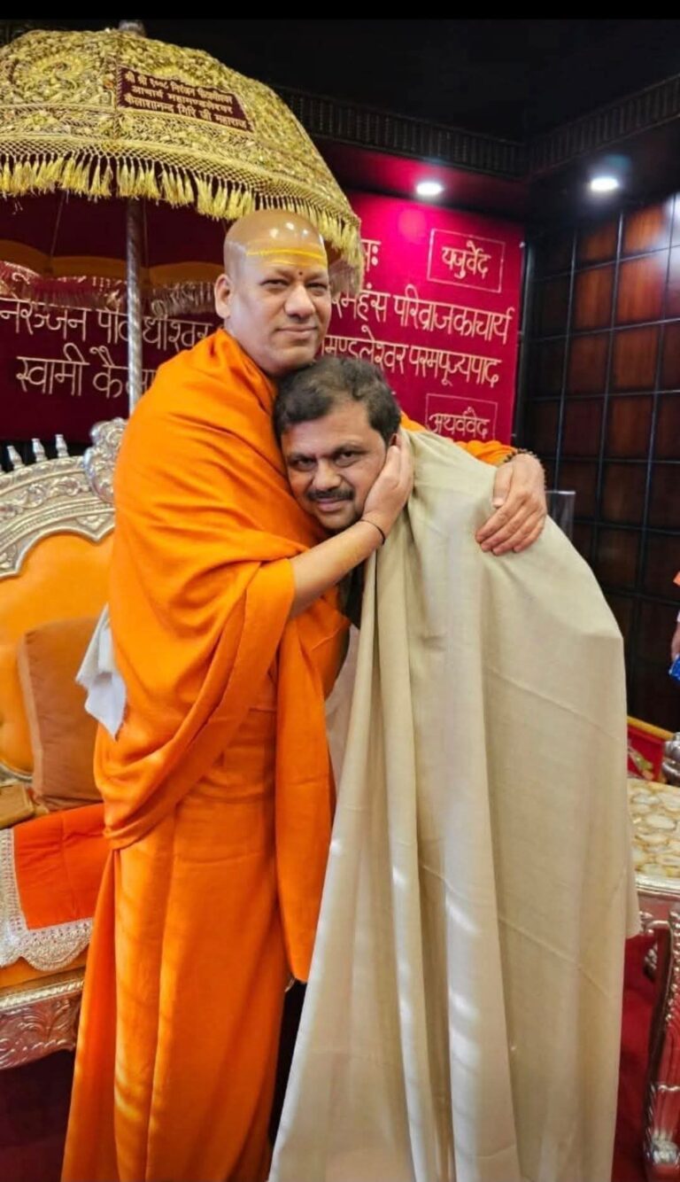 Besides the Jyotirlingas, Devotees Will Be Drawn to the Renowned Ascetic Swami Kailashanand Giri Maharaj This Sawan — Shantanu Shukla