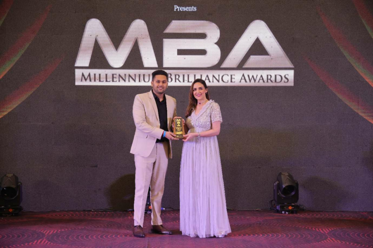 Awarded as the Most Trusted Spiritual Healer & Tarot Card Reader: Vishal Kamal Saini Honored by Bollywood Actress Esha Deol
