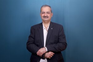 Mumbai Palmist Darshan Pathak Wins The World Record of Excellence, England Honour