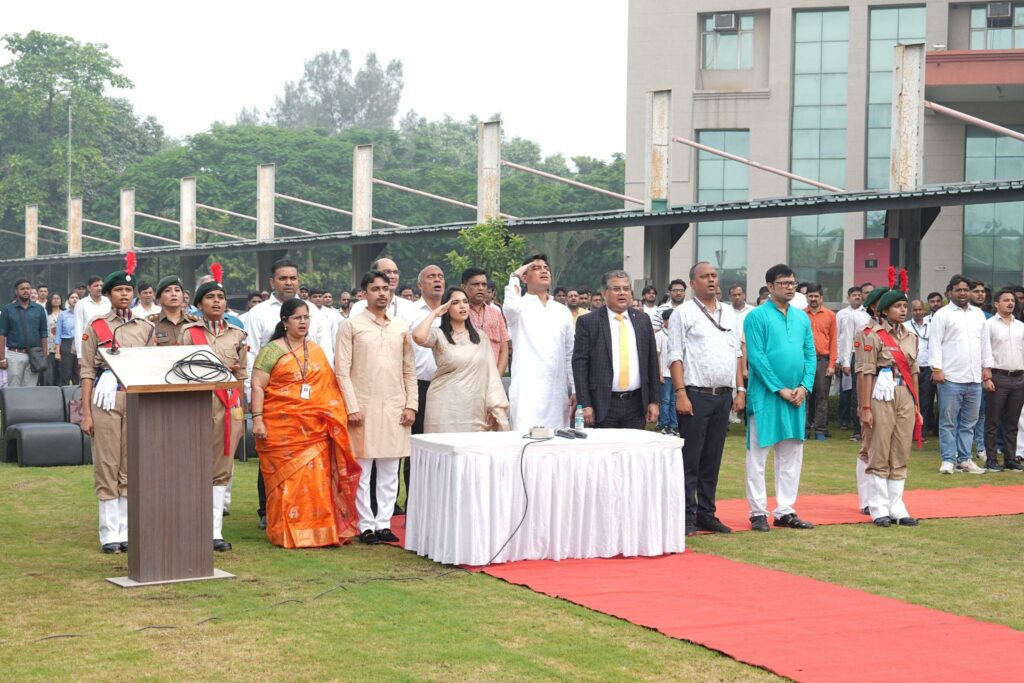 GL Bajaj Marks 80th Independence Day with Alumni from Indian Air Force, Global Firms