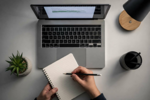 How Is AI Changing the Way Modern Screenwriters Develop and Refine Stories?