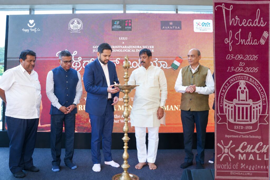 Honourable Minister of Karnataka for Sugar and Textile Sri. Rudrappa Manappa Lamani Inaugurates ‘Threads of India’ at LuLu Mall Rajajinagar