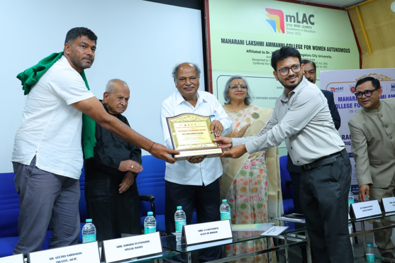 Mohammed Suhaib Honoured with Visionary Leadership Award for Expanding School Libraries in Melukote