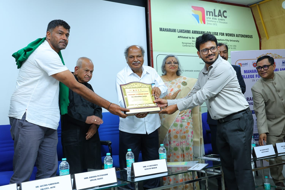 Mohammed Suhaib Honoured with Visionary Leadership Award for Expanding School Libraries in Melukote