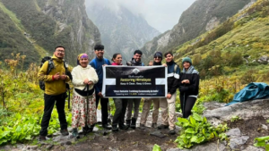 The Searching Souls Team Removes 45 Kg of Waste from the Valley of Flowers Trek with Actress Sunita Rajwar