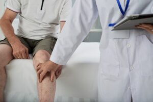 Beyond Knee Replacement: Dr. Dheeraj Dubay on the Shift Towards Personalised Joint Replacement Care