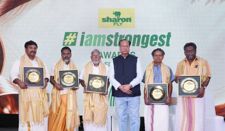 SharonPly Honours 5 Masters of Woodcraft at 7th #iamstrongest Awards
