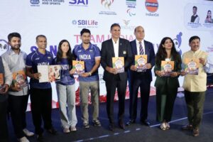 16-Year-Old Sharanya Kheruka’s Book on Maharashtra’s Para-Athletes Earns Recognition from PCI President Devendra Jhajharia